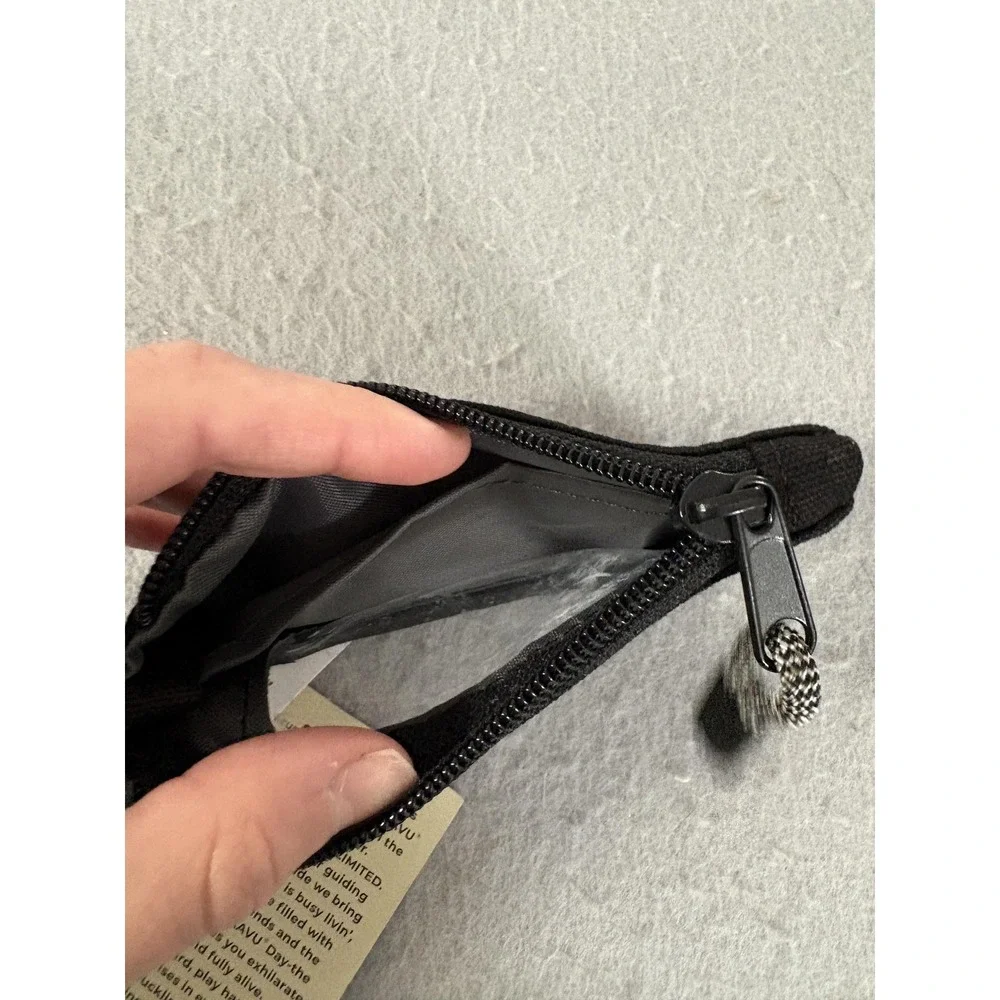 KAVU Wallet One Size Black Stirling‎ Zip ID Case Card Coin Pouch Key Ring